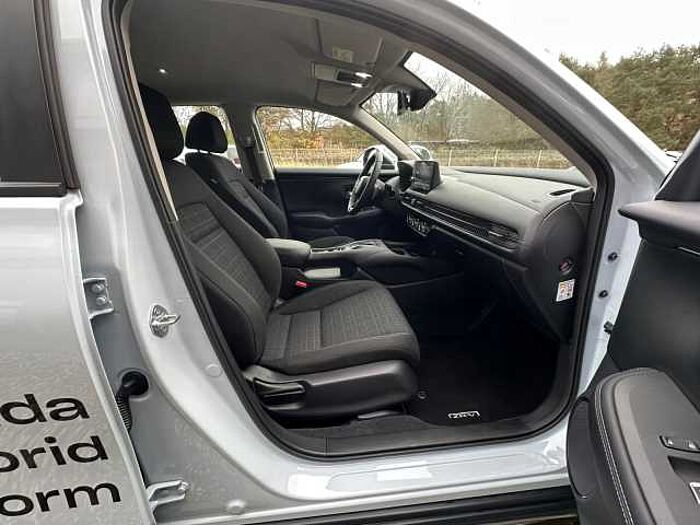 Honda ZR-V Hybrid e:HEV 2.0 i-MMD Elegance