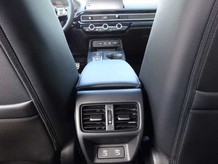 Honda Civic e: HEV 2.0 i-MMD Hybrid Advance *Adaptives Fernlicht