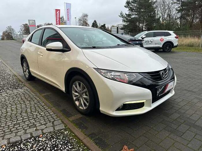 Honda Civic 1.8 i-VTEC Automatik Sport