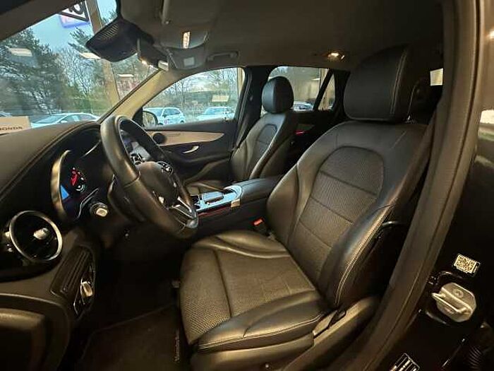 Mercedes-Benz GLC 200 4Matic 9G-TRONIC Exclusive GLC 200 4Matic 9G-Tronic