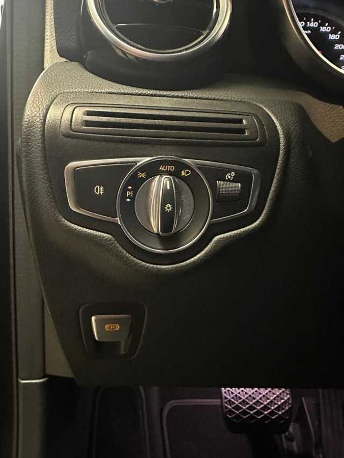 Mercedes-Benz GLC 200 4Matic 9G-TRONIC Exclusive GLC 200 4Matic 9G-Tronic