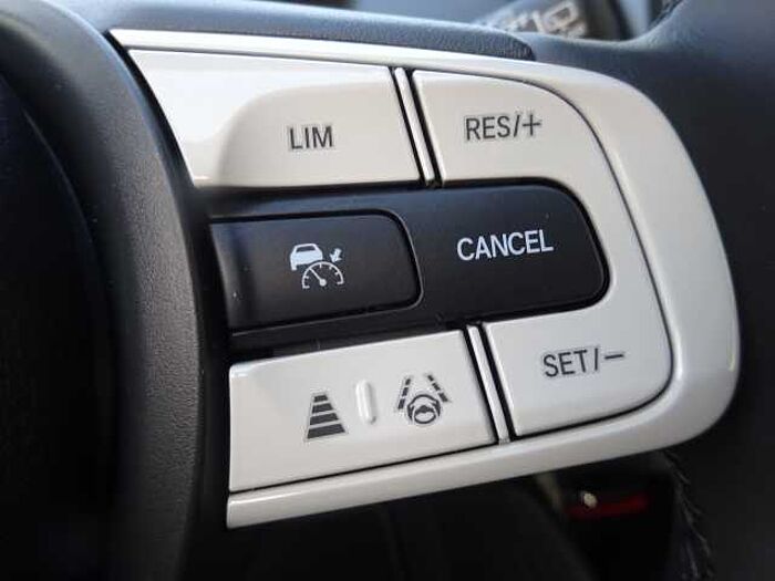 Honda Jazz Hybrid e:HEV 1.5 i-MMD Elegance *Navi, Abstandsradar