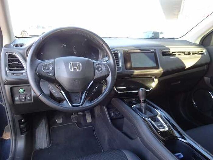 Honda HR-V 1.5 i-VTEC Elegance *Navi, Rückfahrkamera