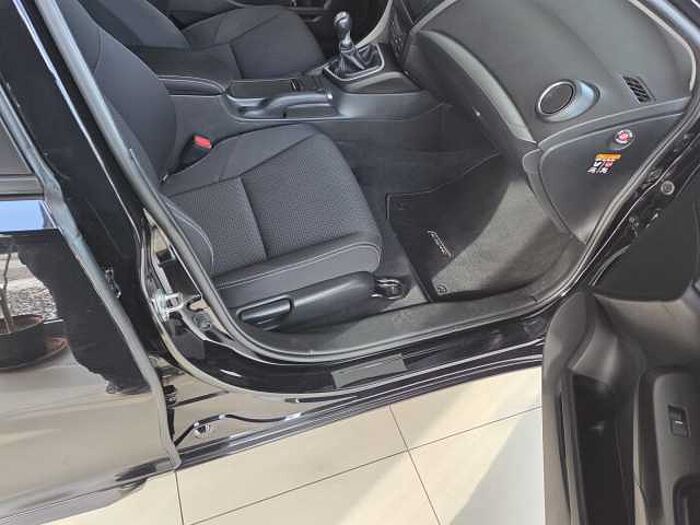 Honda Civic 1.4 i-VTEC Elegance