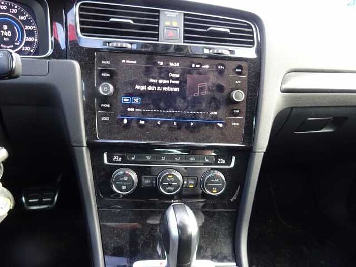 Volkswagen Golf VII Variant R 2.0 TSI OPF 4Motion DSG