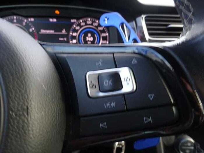 Volkswagen Golf VII Variant R 2.0 TSI OPF 4Motion DSG