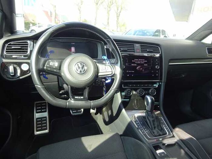 Volkswagen Golf VII Variant R 2.0 TSI OPF 4Motion DSG
