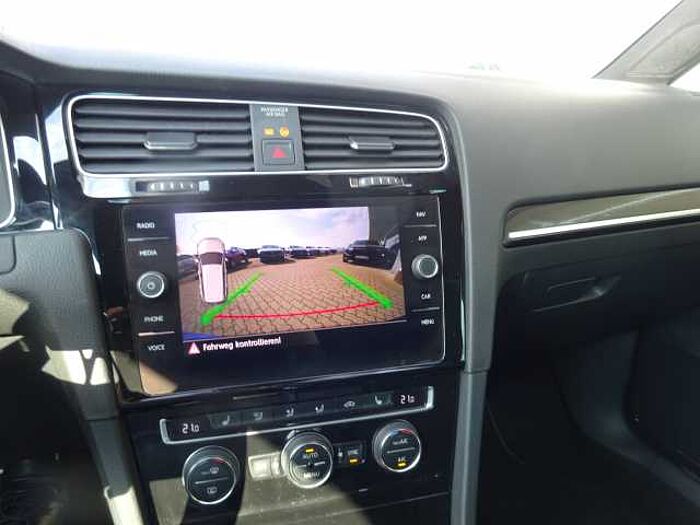 Volkswagen Golf VII Variant R 2.0 TSI OPF 4Motion DSG