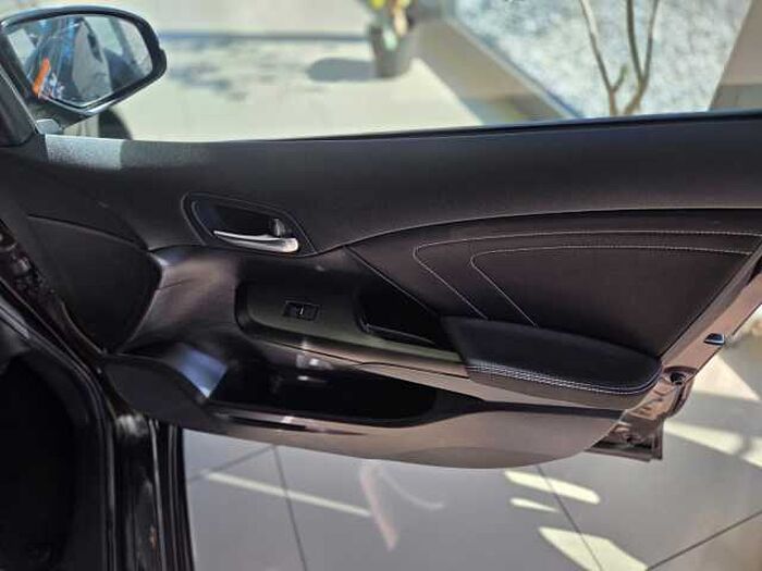 Honda Civic 1.4 i-VTEC Comfort