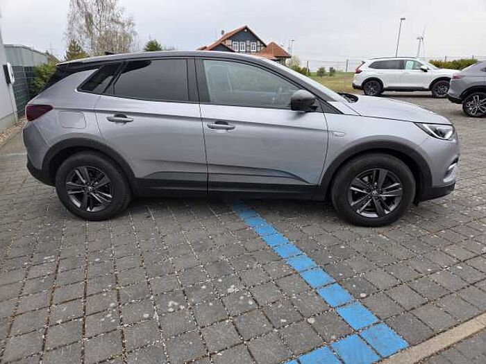 Opel Grandland X X 1.6 Start/Stop Automatik Design Line