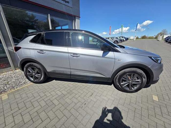 Opel Grandland X X 1.6 Start/Stop Automatik Design Line