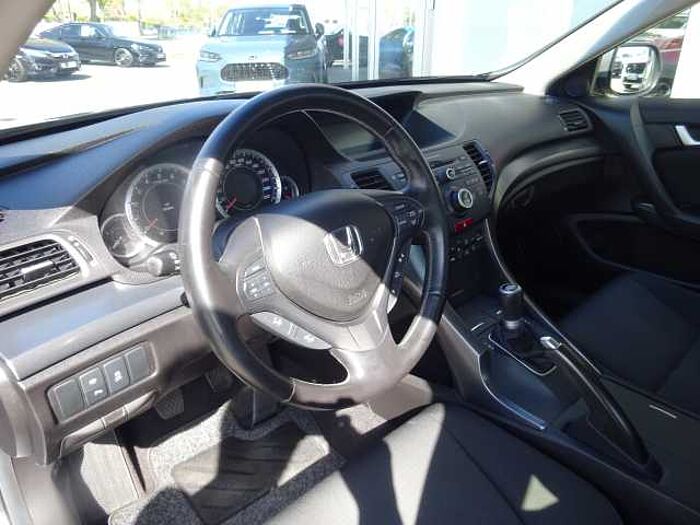 Honda Accord Stufenheck 2.0 Elegance Advantage *Xenon, FSE, Kurvenlicht
