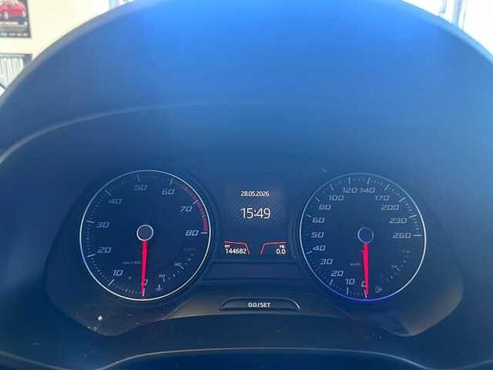 SEAT Leon ST 2.0 TSI DSG OPF FR