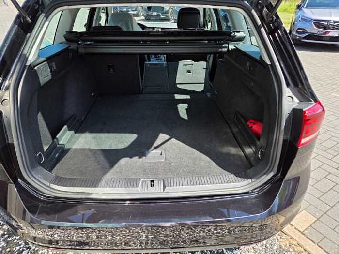 Volkswagen Passat Variant Diesel 2.0 TDI SCR DSG Business