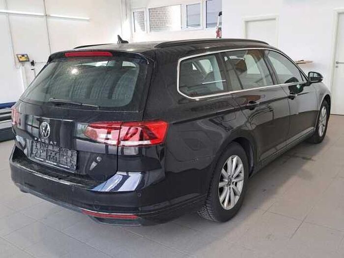 Volkswagen Passat Variant Diesel 2.0 TDI SCR DSG Business