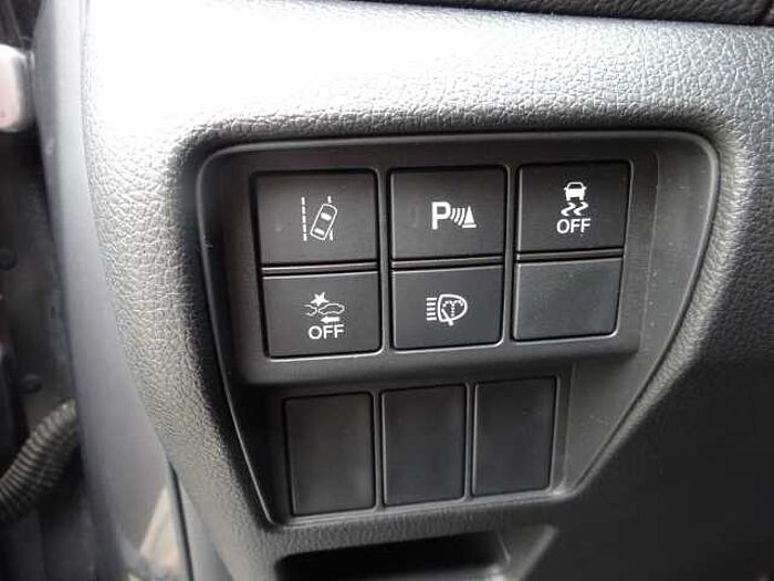 Honda CR-V Hybrid 2.0 i-MMD 2WD Elegance *Navi, Rückfahrk. ,Anhängerk.