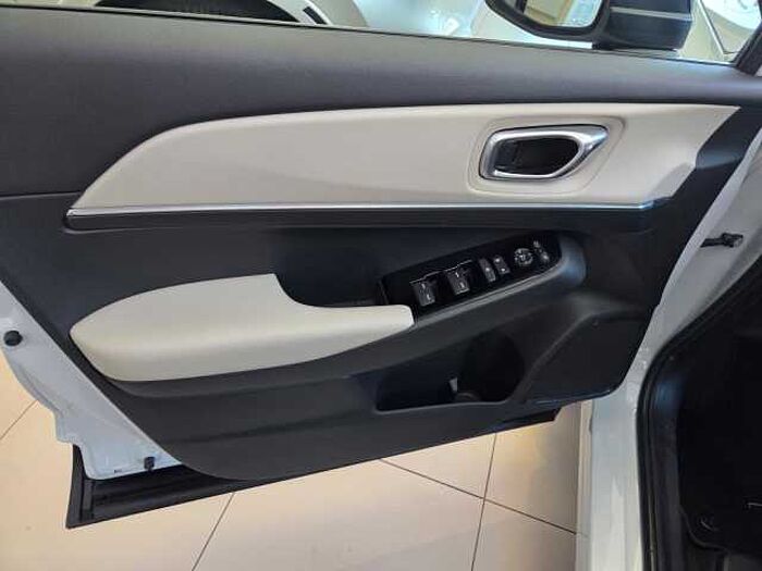 Honda HR-V Hybrid e: HEV 1.5 i-MMD Advance Style