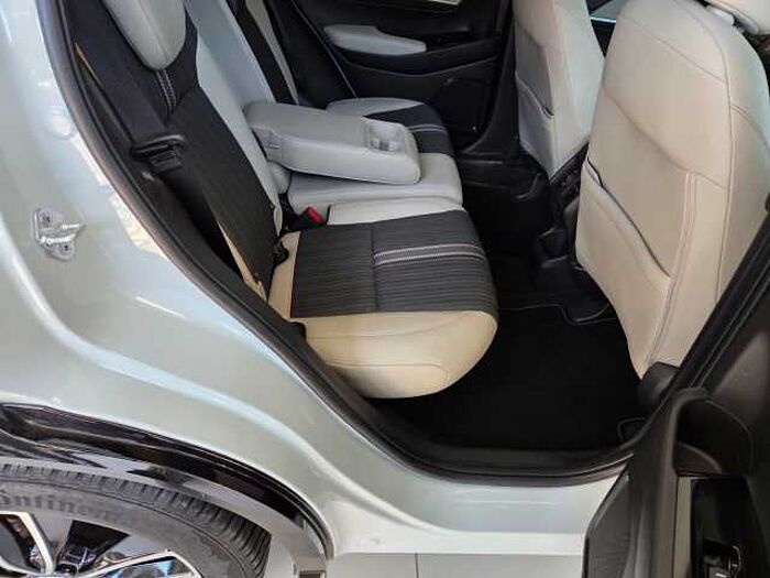 Honda HR-V Hybrid e: HEV 1.5 i-MMD Advance Style