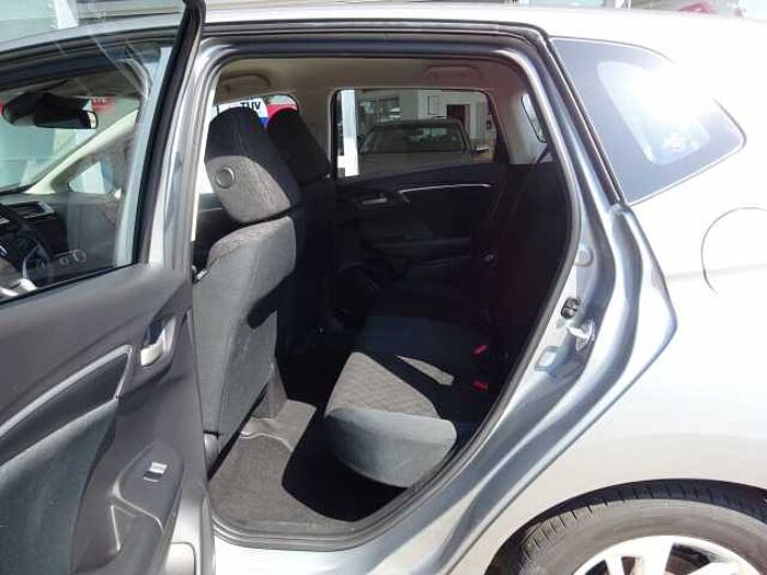 Honda Jazz 1.3 i-VTEC CVT Comfort *Standheizung*Anhängerzugv.