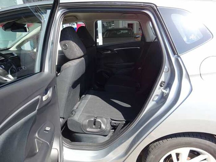 Honda Jazz 1.3 i-VTEC CVT Comfort *Standheizung*Anhängerzugv.